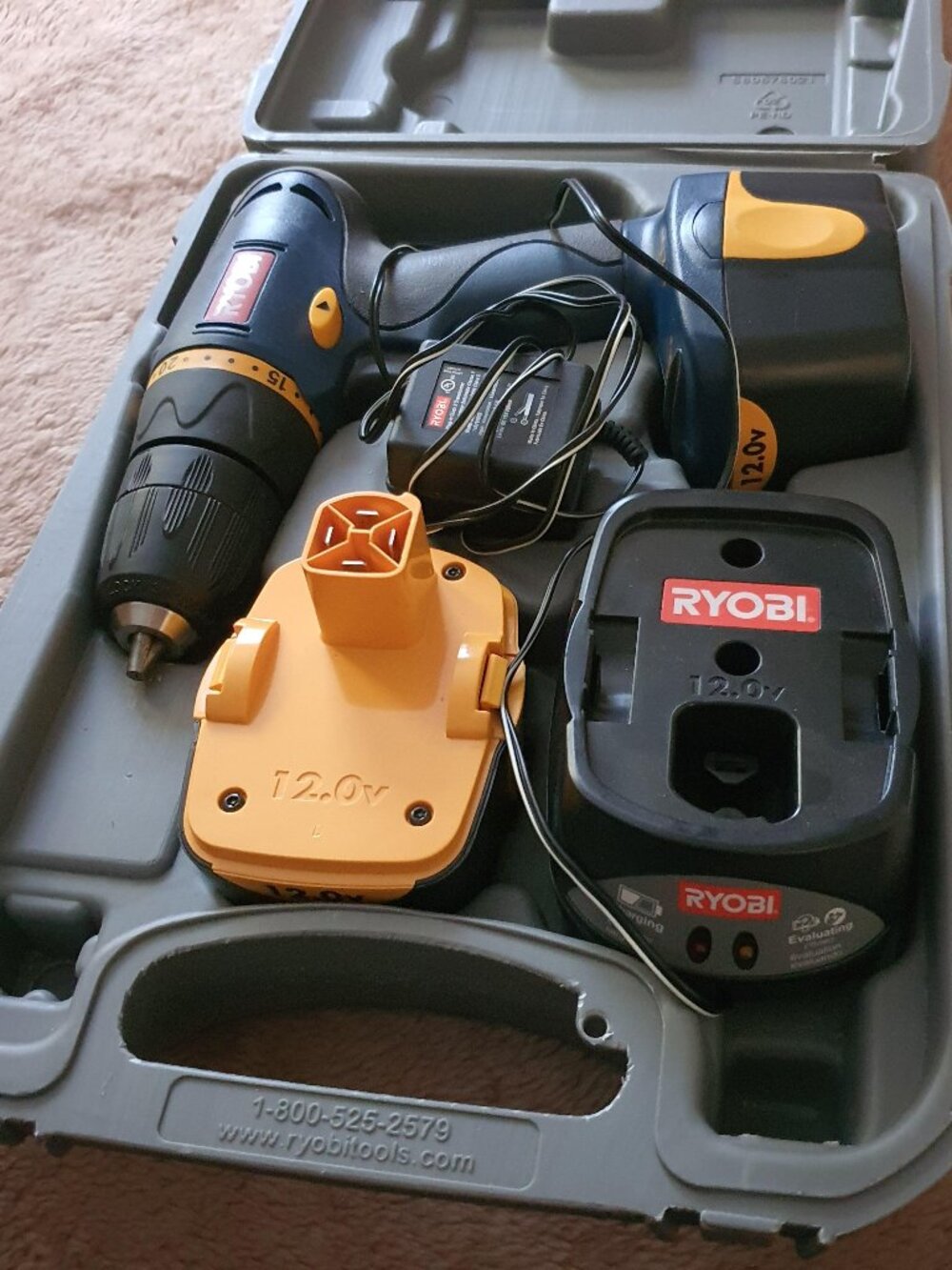 Ryobi HP412 12.0 Volt 3/8" Drill Driver 2 BD0813 Batteries 0619 Charger Case Kit